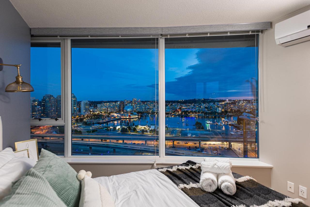 Condo In Downtown Vancouver - Near Rogers Arena Ngoại thất bức ảnh