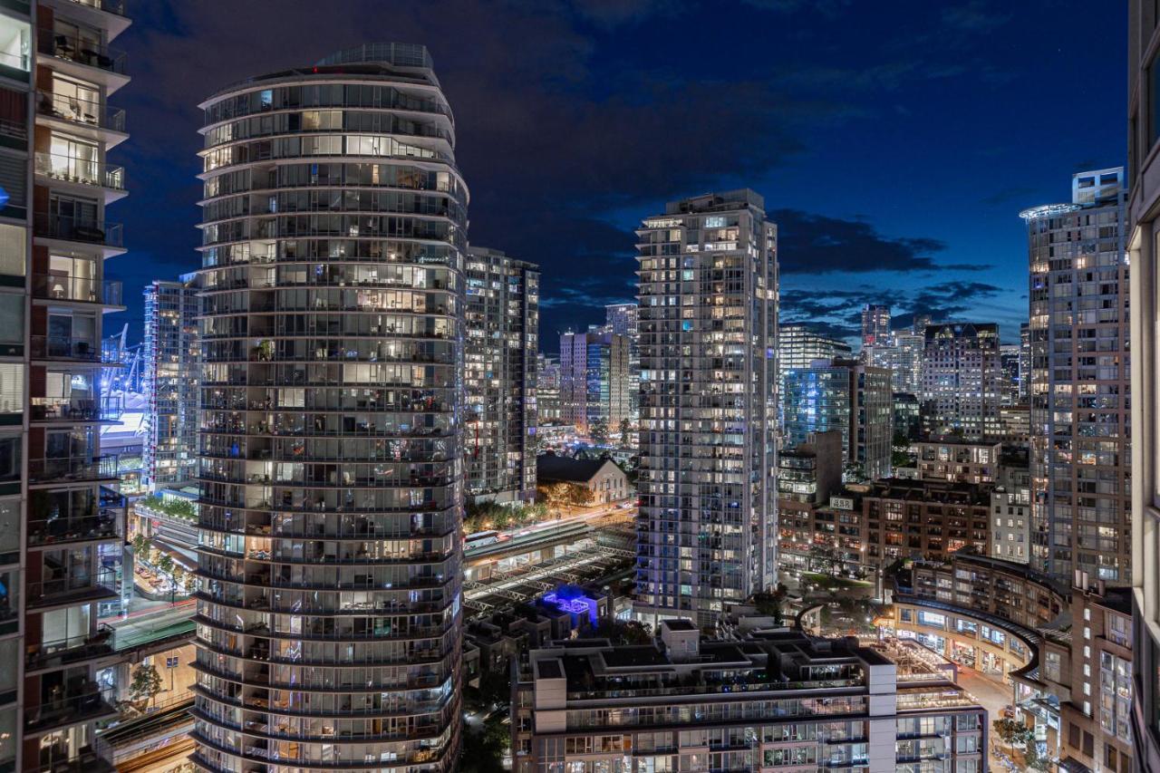Condo In Downtown Vancouver - Near Rogers Arena Ngoại thất bức ảnh